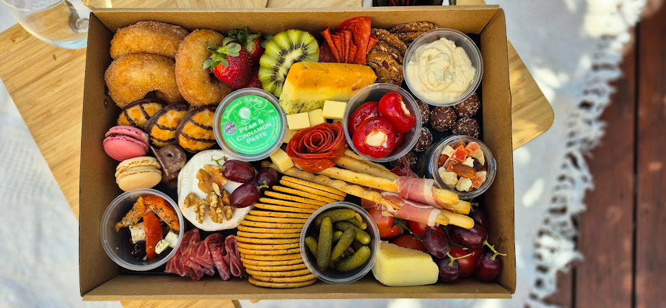 Medium Grazing Box